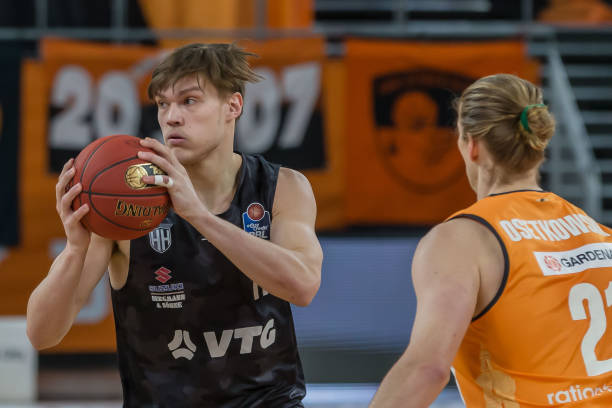 过往表现中 过往表现中