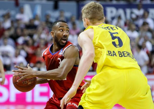 足球是一项 足球是一项