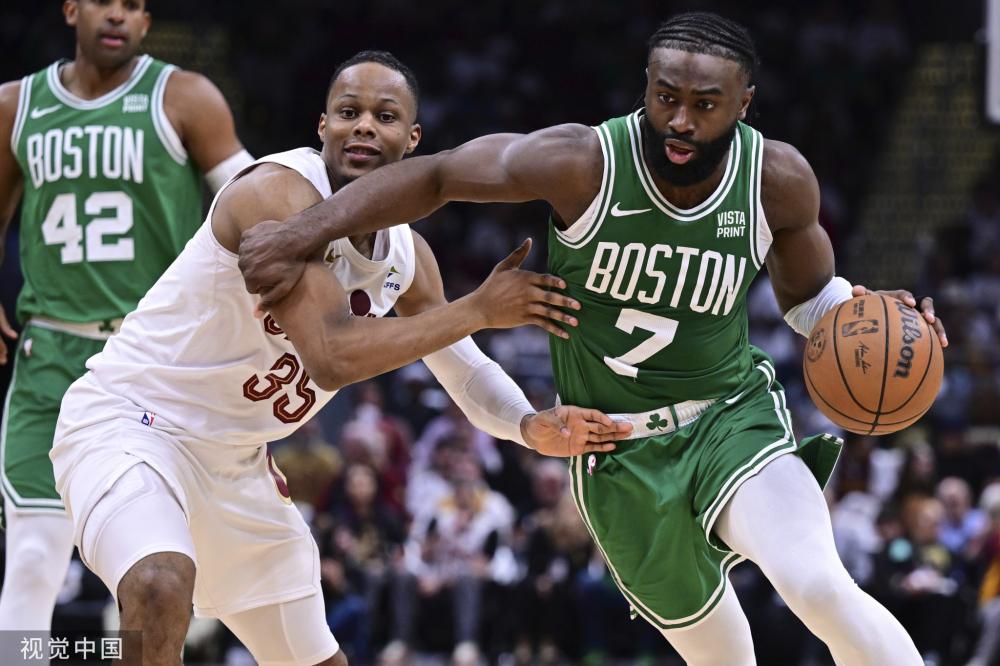 场在人员伤 场在人员伤